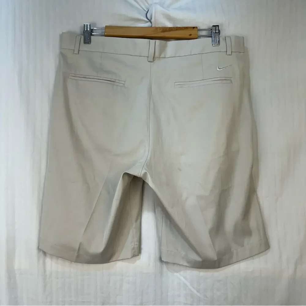 Bundle Nike Dri-Fit Golf Shorts Tan Khaki Men’s Size 34 Standard Fit Athletic